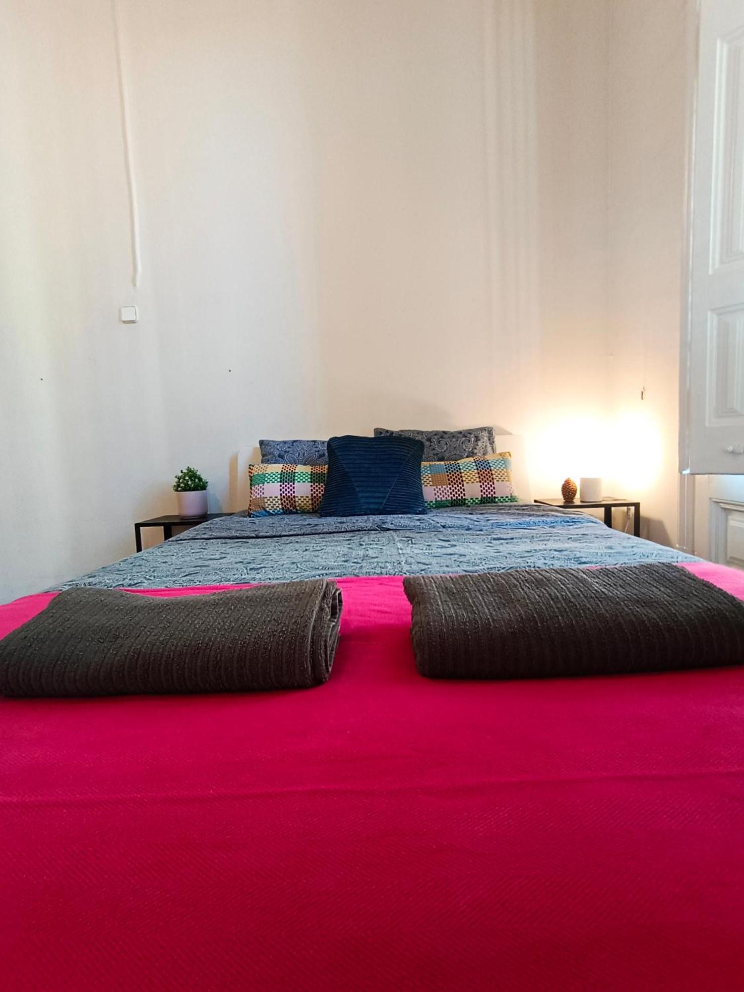 By Urquinaona Rooms Barcelona Buitenkant foto